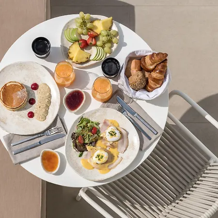 Aparthotel Enigma Firá