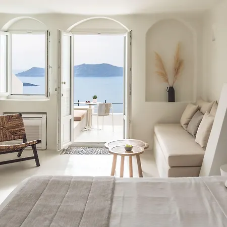 Enigma Aparthotel Firá