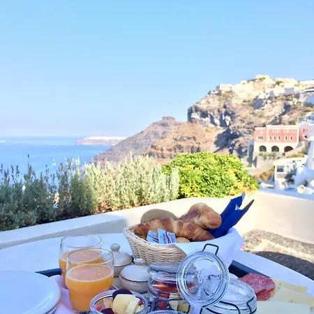 Enigma Apartahotel Fira (Santorini)