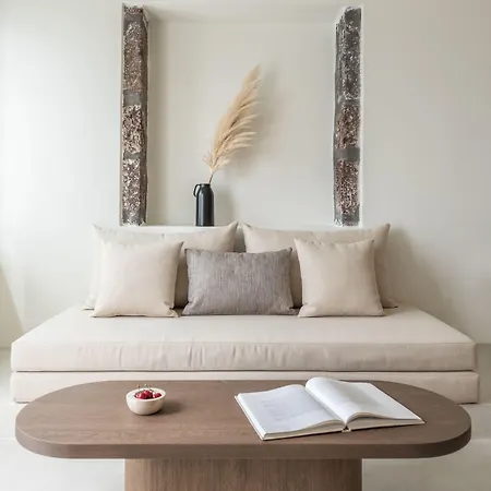 Enigma Apartahotel 4*