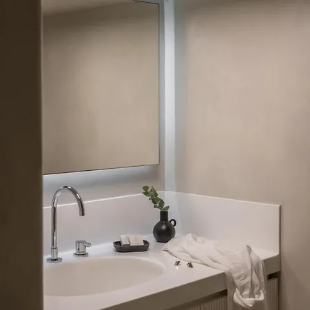 Aparthotel Enigma Fira (Santorini)