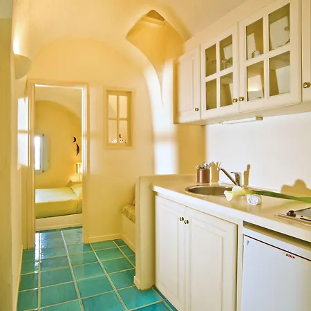 Enigma アパートホテル 4*