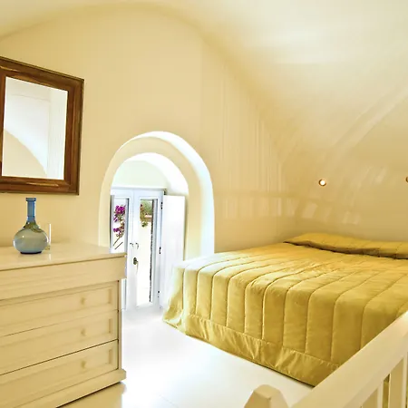 Apartmanhotel Enigma Fíra