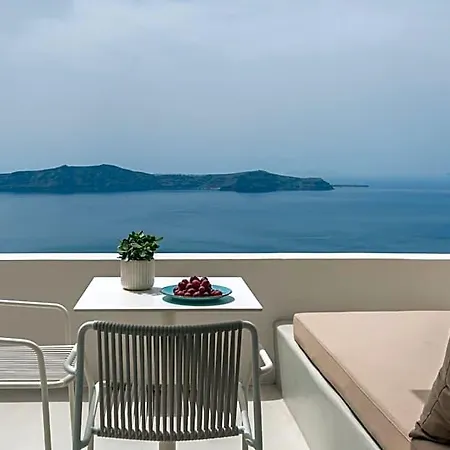 Enigma Aparthotel 4*