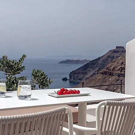Enigma Aparthotel Fira (Santorini)
