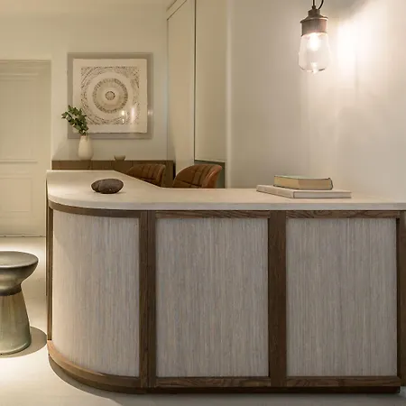 Enigma 4* Fira (Santorini)