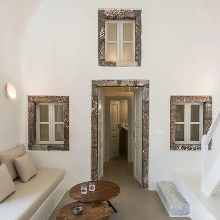 Aparthotel Enigma Fira (Santorini)