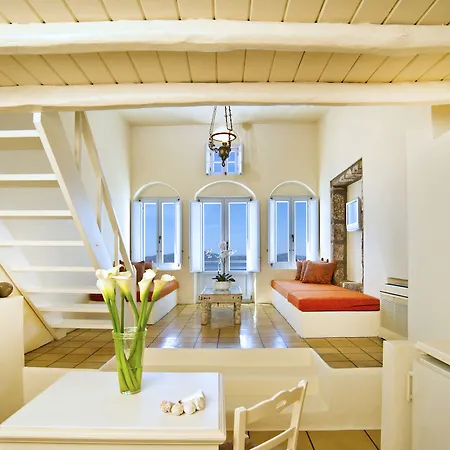 Lägenhetshotell Enigma Fira (Santorini)