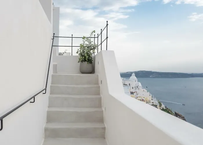 Enigma Apart Otel Fira (Santorini)