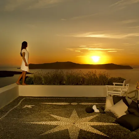 Enigma Aparthotel Fira (Santorini)